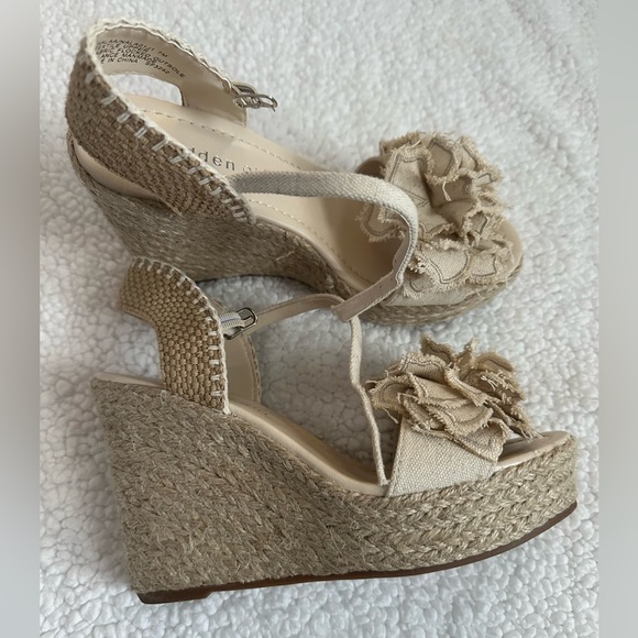 Madden Girl Shoes - Madden Girl Cream Wedge Sandals